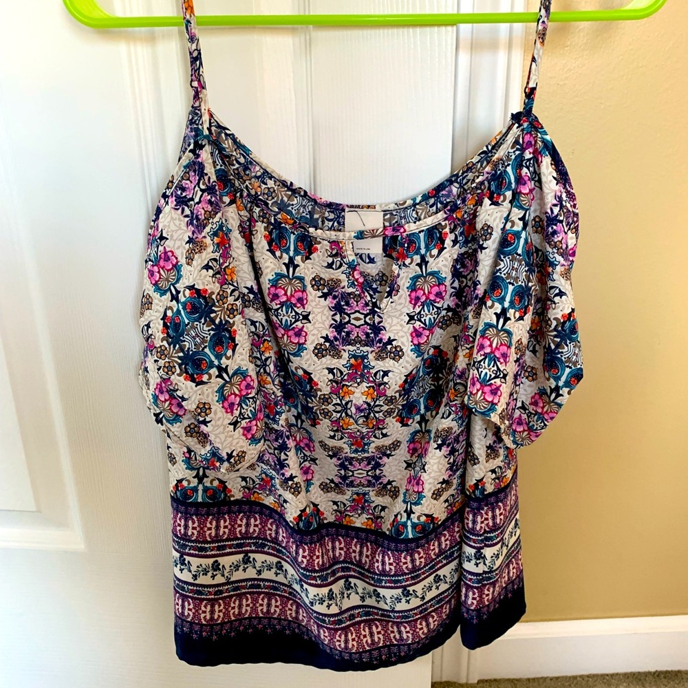 Cold shoulder top